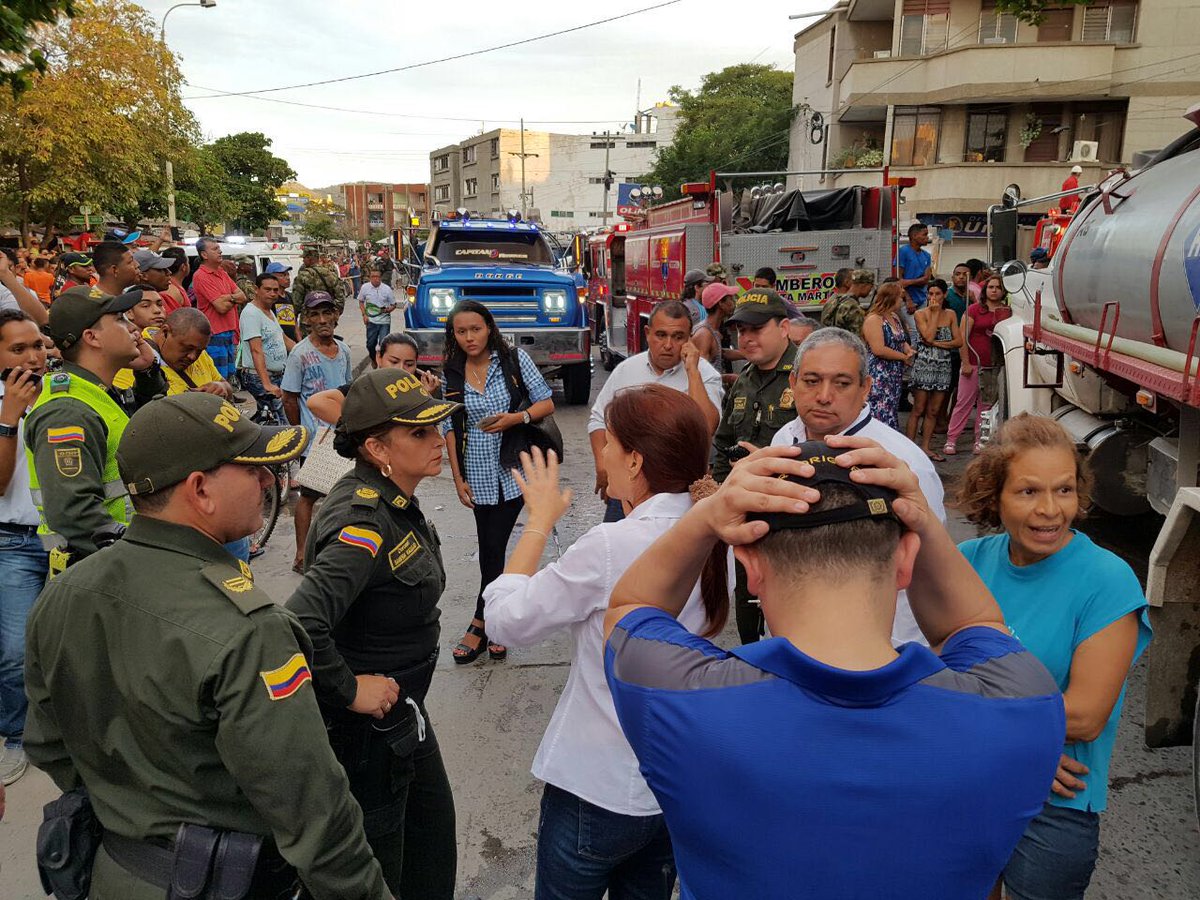 Afectados se lamentan por los daños materiales ocurridos.