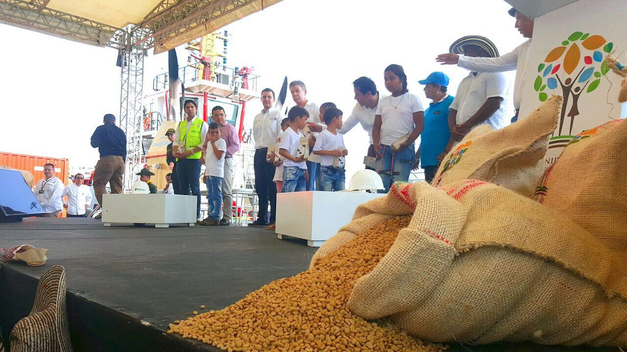 El envío de este cultivo de café es una muestra de los resultados que da la restitución de tierras.