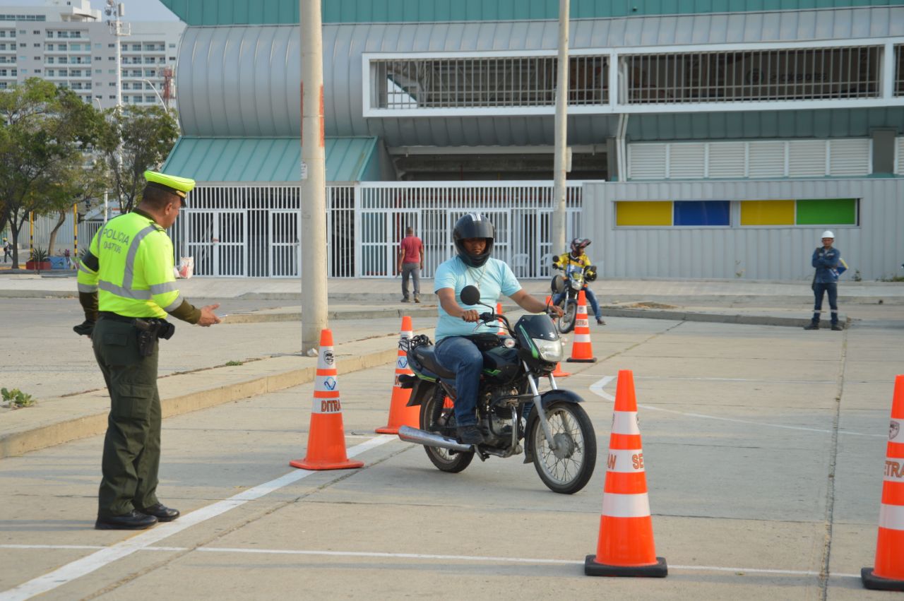 Realizaron actividad con los motociclistas. 