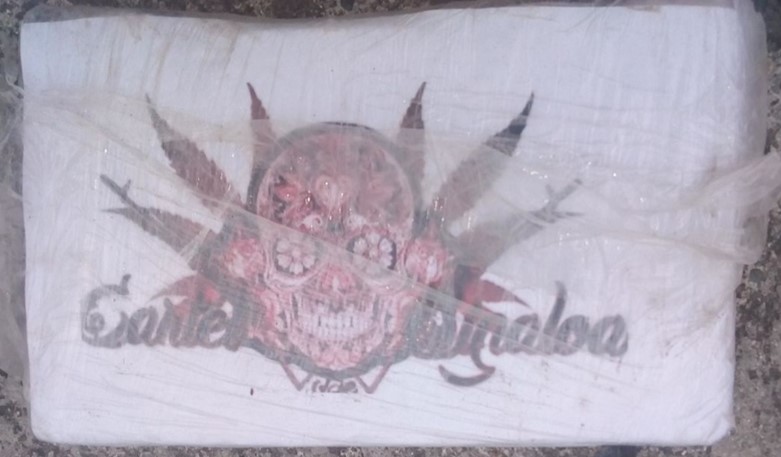 La calavera del cartel de Sinaloa con las que iba marcado el cargamento. 