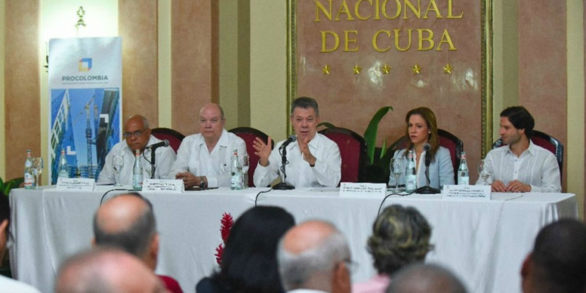 Presidencia de Colombia. Visita de Santos a Cuba.