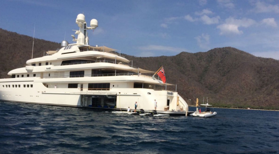 Cortesía Este es el megayate en el que arribó Bill Gates a Santa Marta.