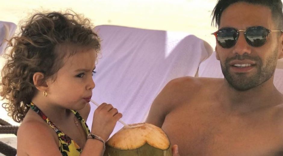 Foto: Instagram loreleitaron. El futbolista Falcao García junto a su hija mayor, Dominique.