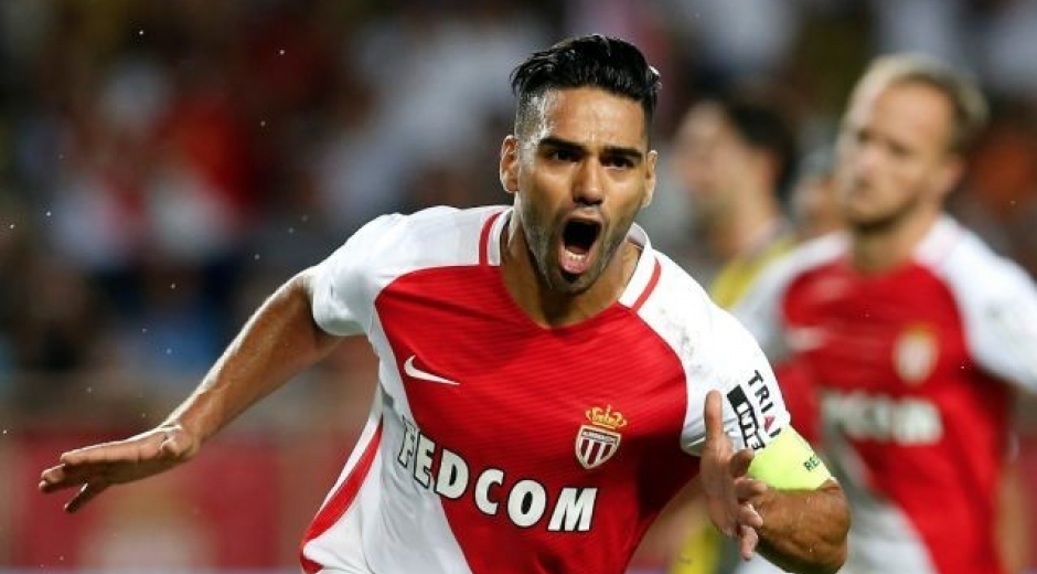HSB Noticias Falcao, celebrando un gol con el Mónaco