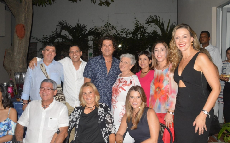 Óscar Mejía - Seguimiento.co Francisco Vives, Juan Vives, Carlos Vives, Araceli Restrepo de Vives, Martha Naranjo, María Claudia Díaz Granados, Claudia Elena Vásquez, Pablo Salazar Mejía, Luz María Cotes Vives y Vicky Trespalacios.