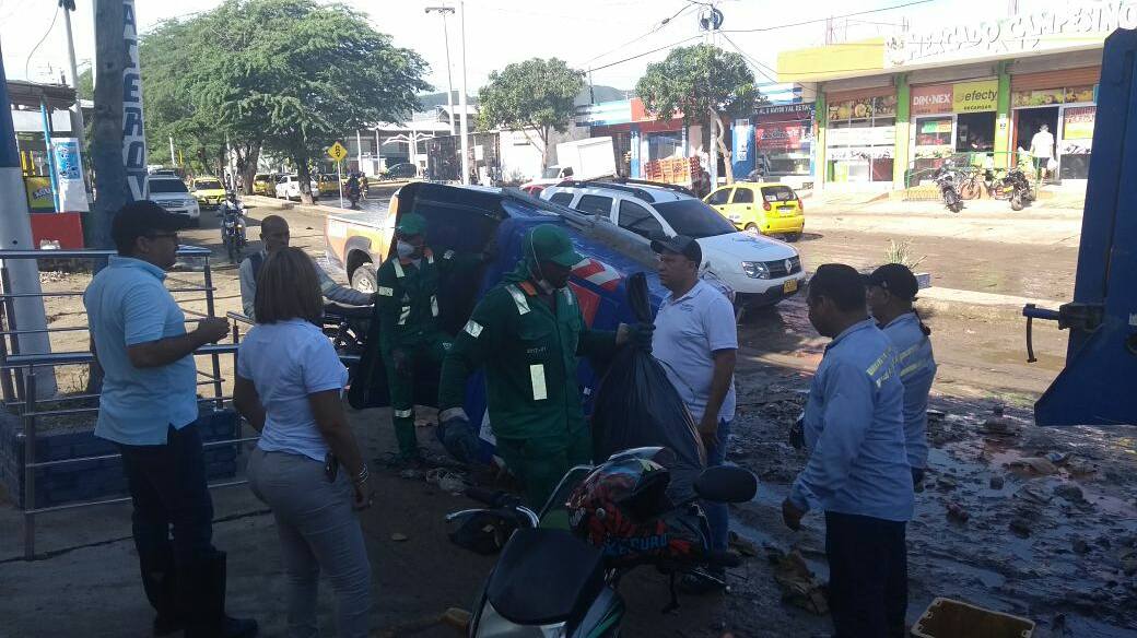 Recuperación y reubicación de contenedores.