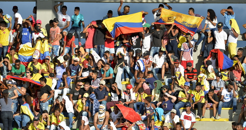 Público asistente al estadio Luis Tete Samper de Ciénaga.