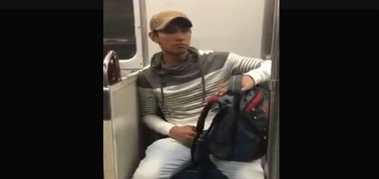 Video Graban A Hombre Masturbándose En Pleno Metro De México 