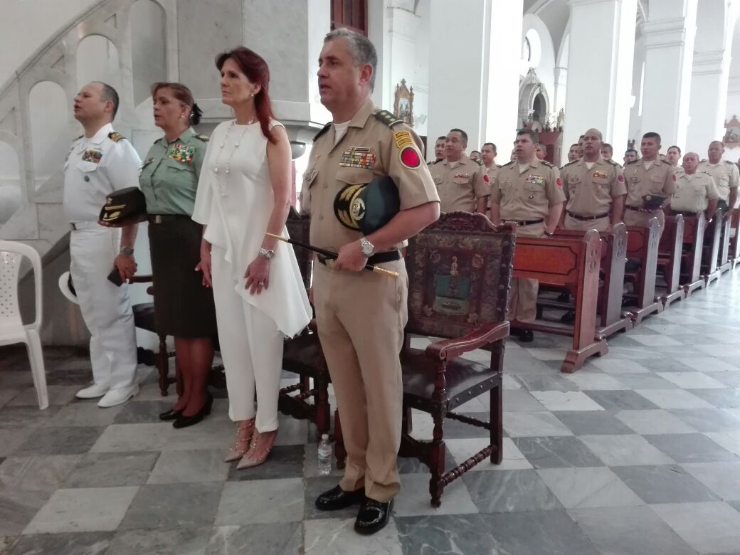 La Catedral de Santa Marta fue el centro de una celebración religiosa en conmemoración al Día de la Independencia.