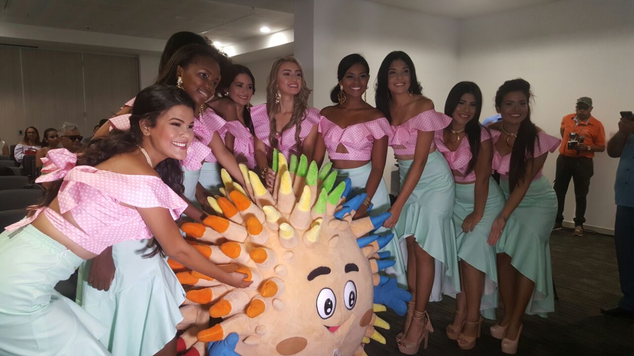 El equipo y la mascota de  los Juegos Bolivarianos tuvieron presentes en el evento. 