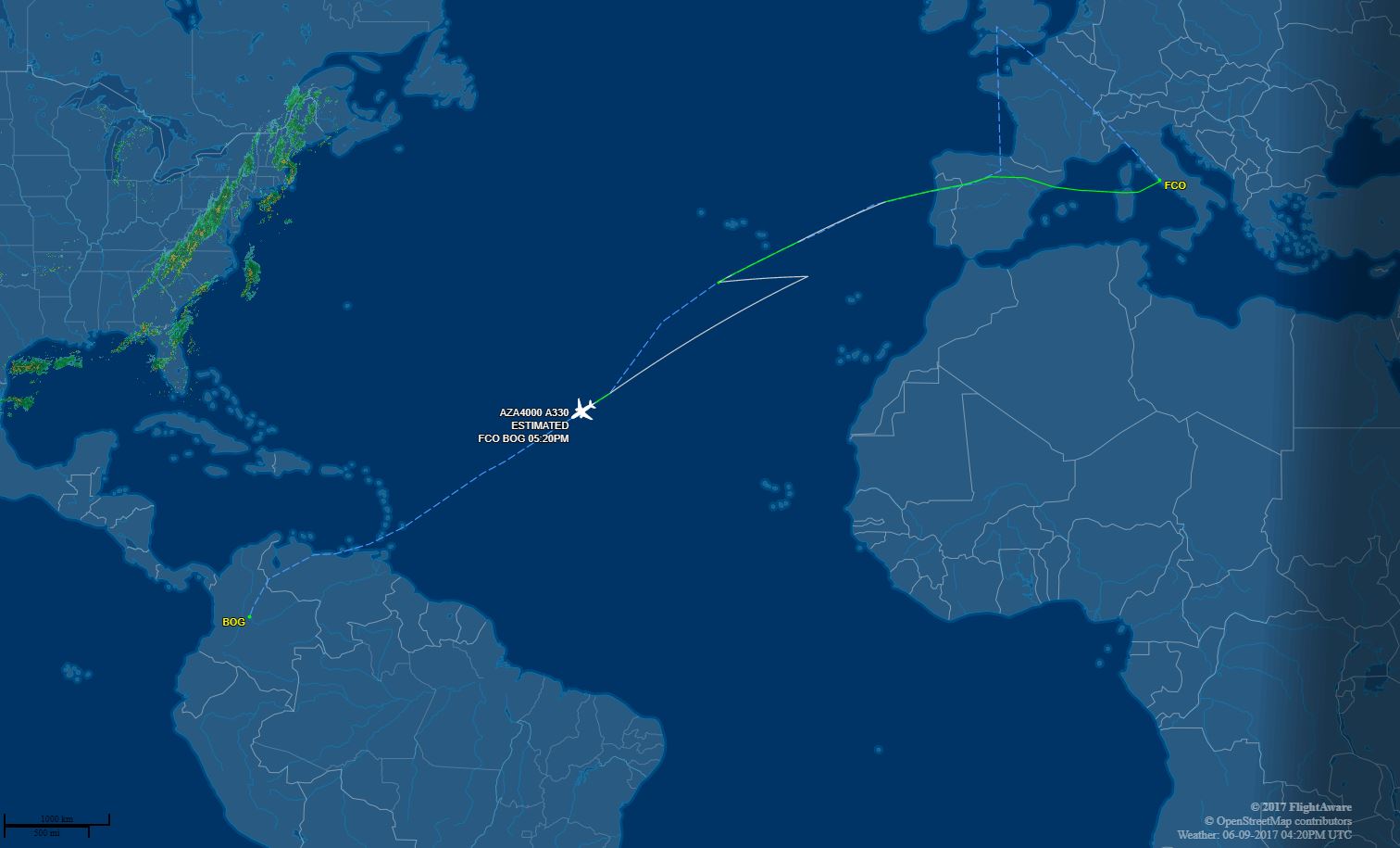 Ruta avión papal. Avanza a una velocidad de aproximadamente 840 kilómetros por hora, a una altitud de 39.000 pies.