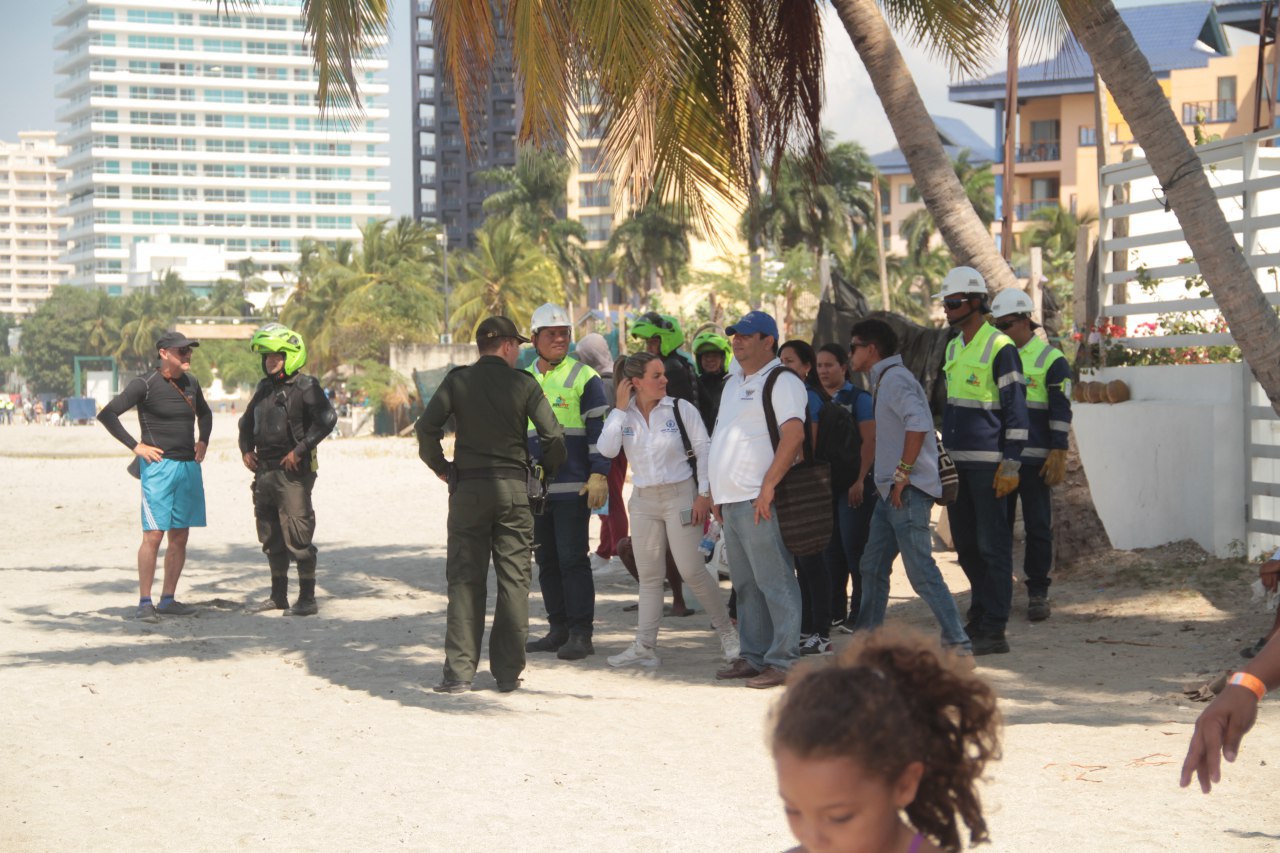 Policías y Militares hicieron presencia en 40 barrios de la ciudad.