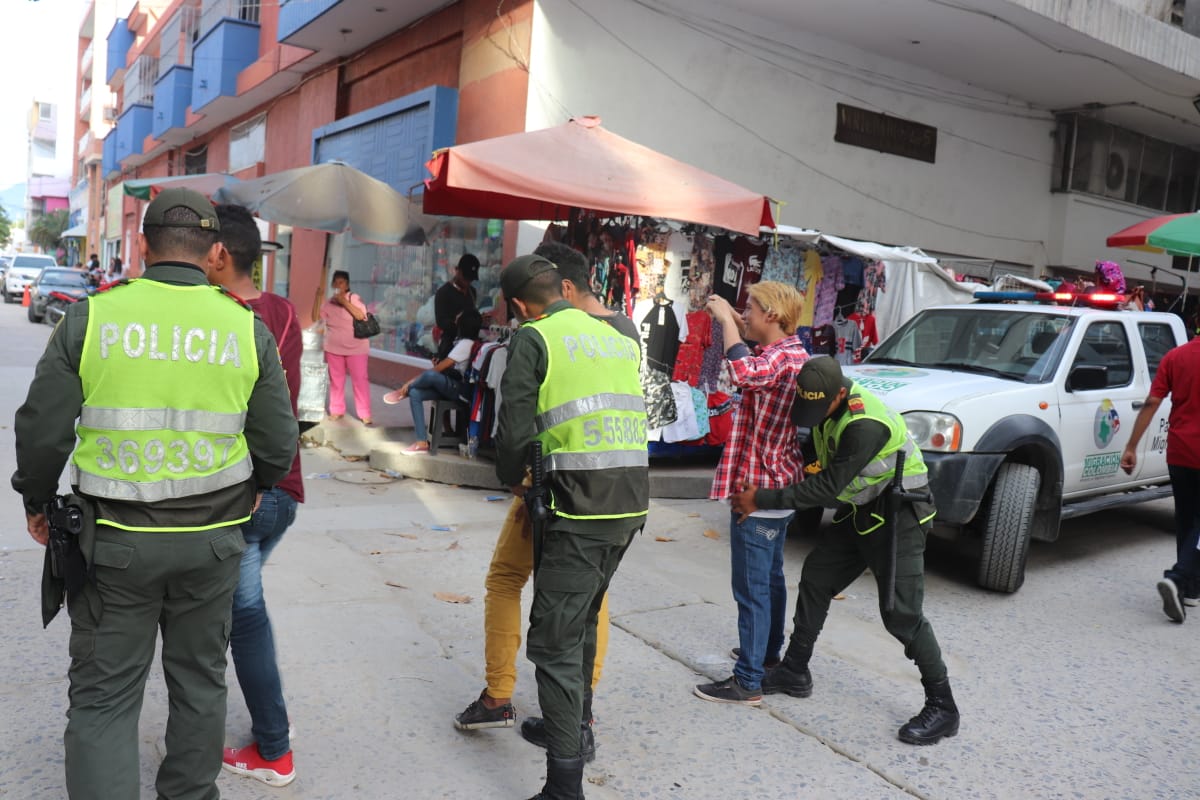 Operativo sorpresa de la Policía en el Centro Histórico.