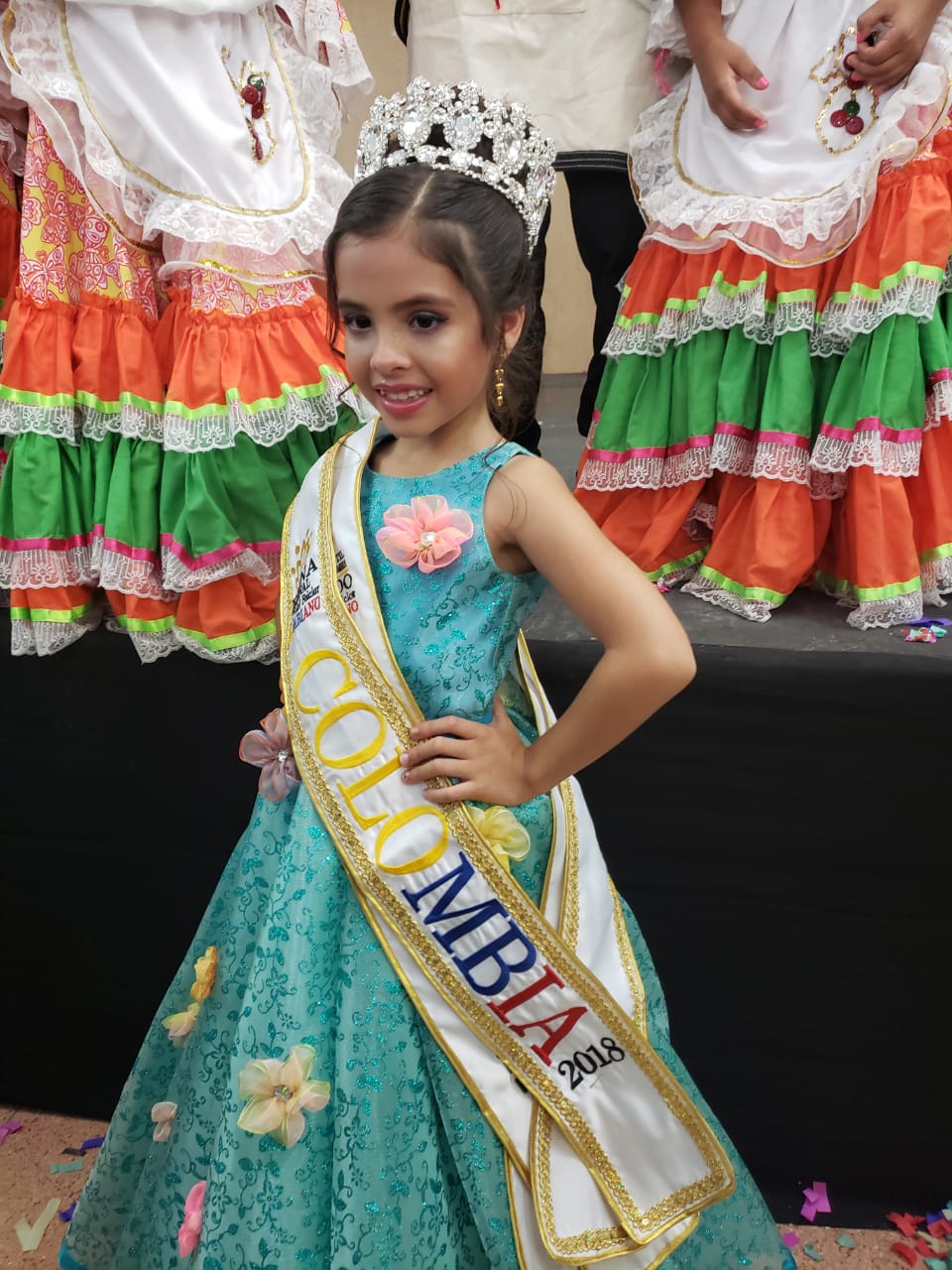 Nueva reina infantil del folclor colombiano.