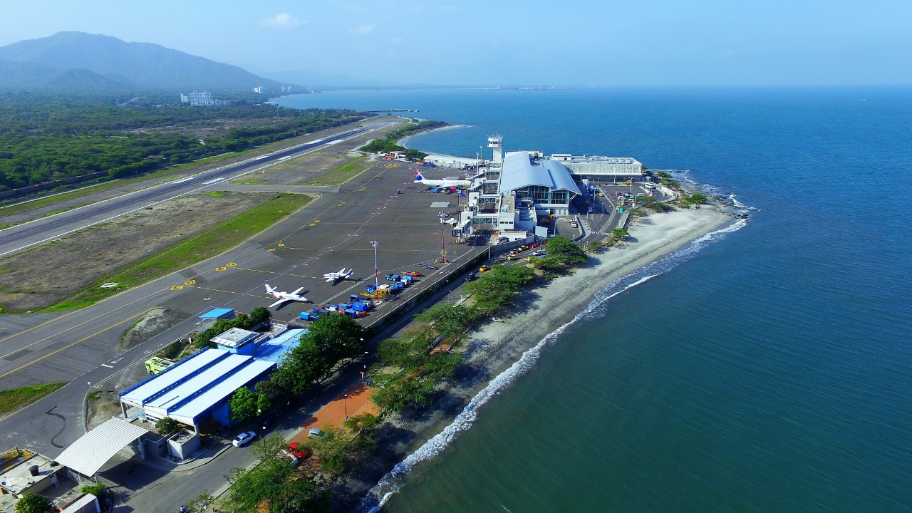 Por el en el aeropuerto entraron más de 43 mil personas.