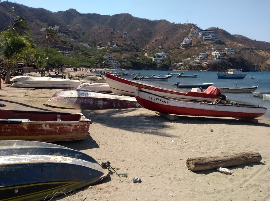 Presunta invasión de espacio público en Taganga.