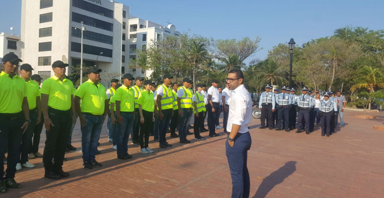 El secretario de movilidad, Ernesto Castro les dio instrucciones precisas a los agentes y facilitadores.