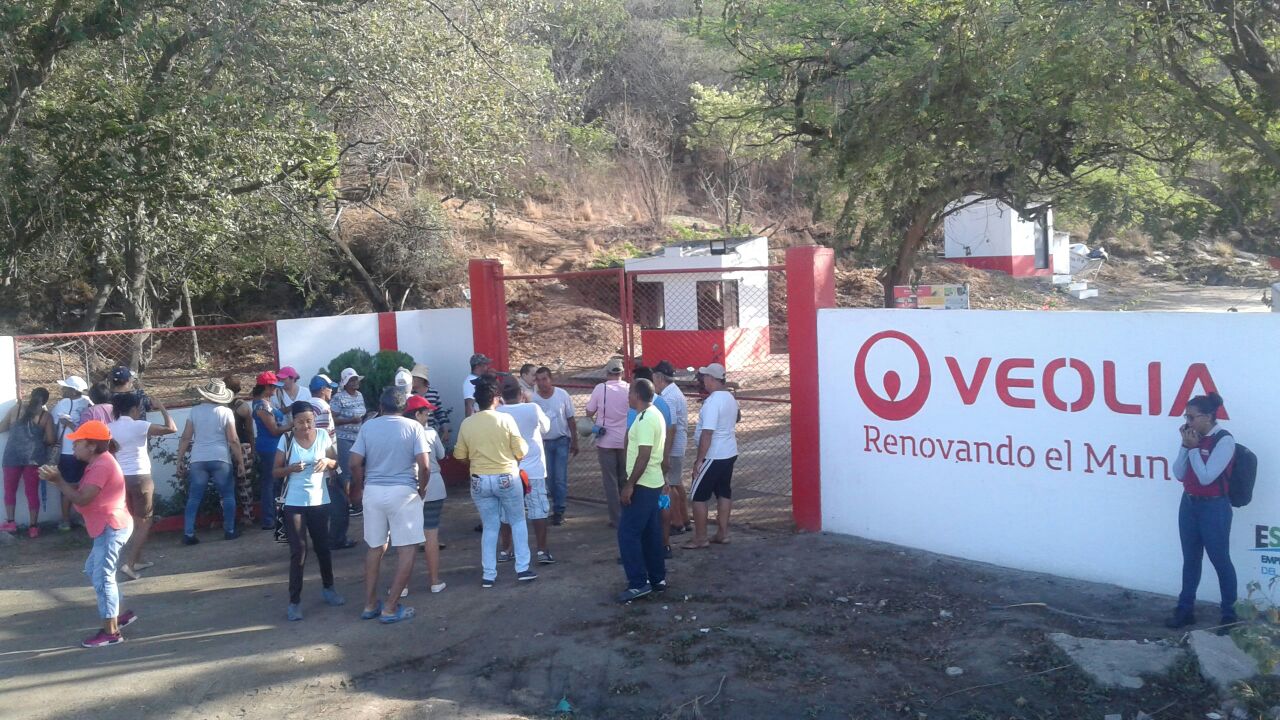 Habitantes de Mamatoco llegaron a la planta de tratamiento.