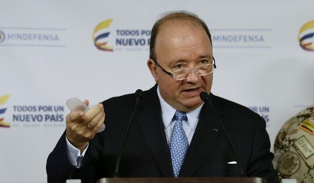 Ministro de Defensa, Luis Carlos Villegas.