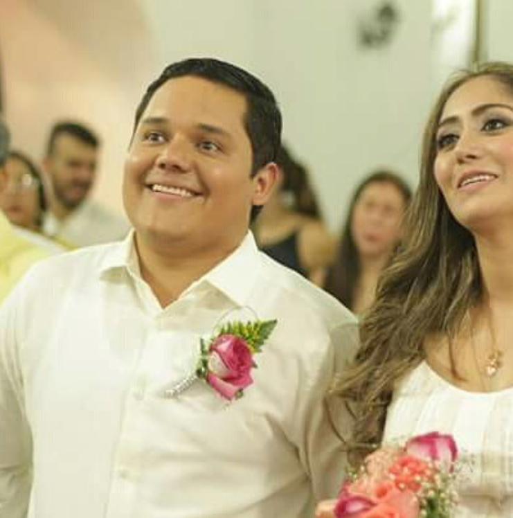 Pillao Rodríguez y Claudia Ramírez, el día de su matrimonio.