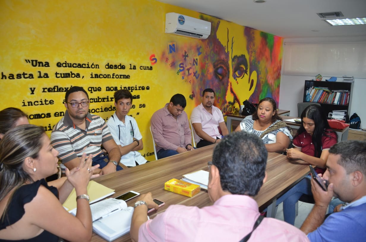 La llegada de Larios Jiménez se definió en las últimas horas en una importante reunión liderada por la secretaria de Educación, Adriana Trujillo.