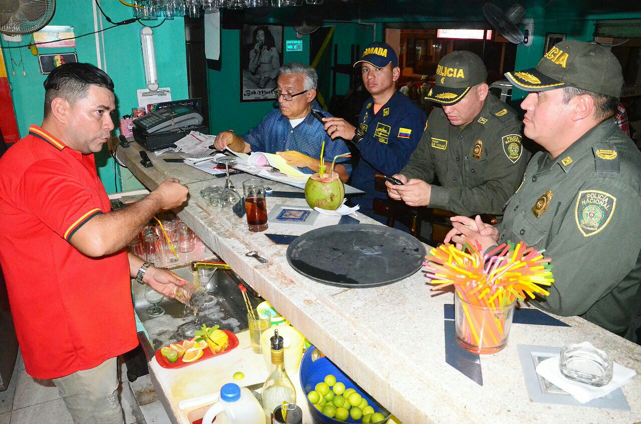 Siete establecimientos comerciales fueron cerrados. 