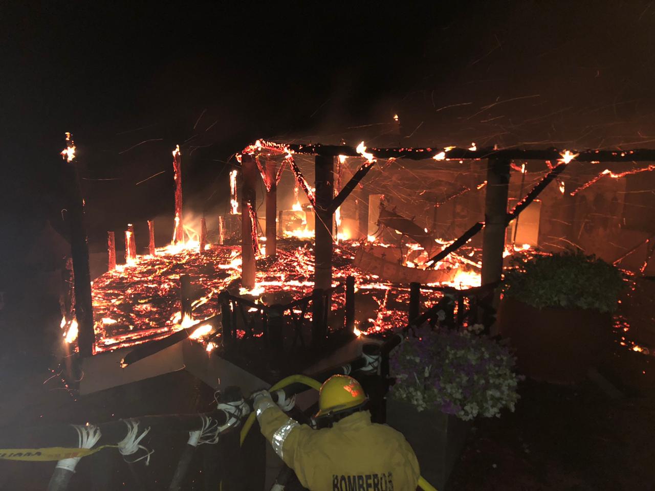 Incendio en el Jaba Nibue.