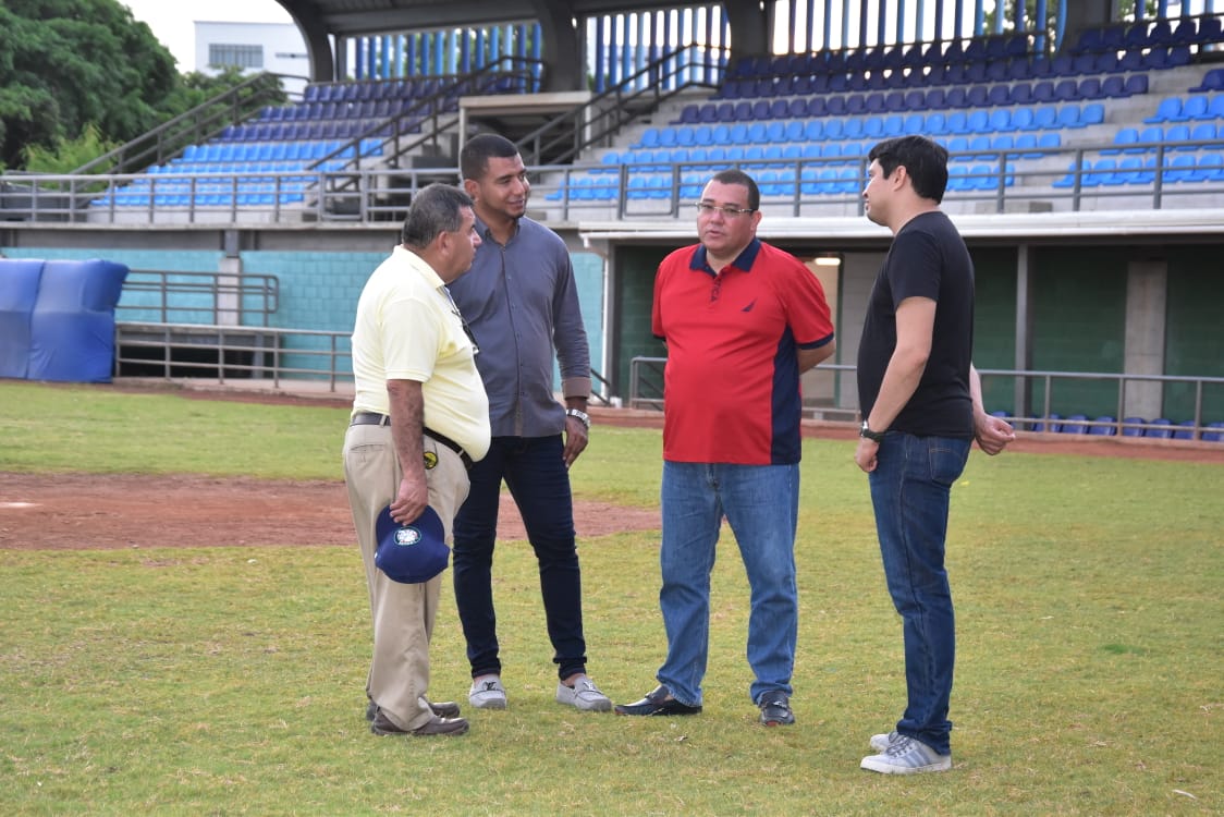 Inspeccionan estadio de béisbol de Santa Marta 