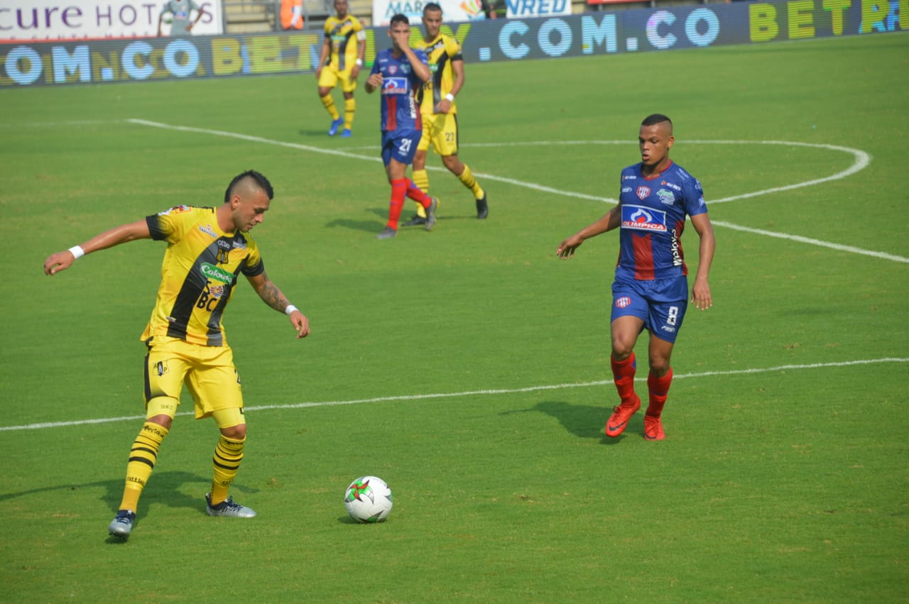 Hernán Luna se fue abucheado por la hinchada samaria.