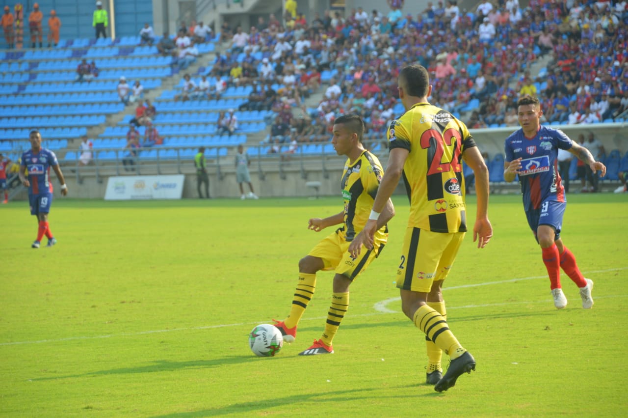 Unión no controló el marcador y cedió un empate en casa.