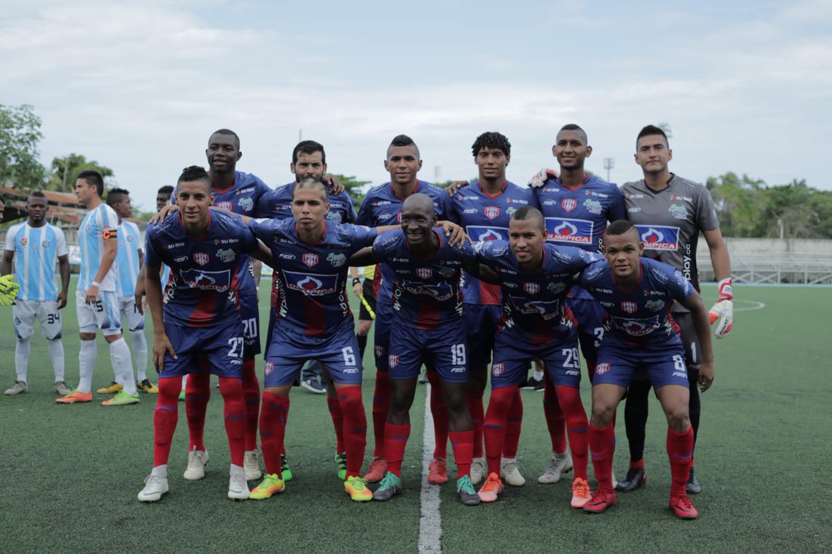 Este fue el 11 inicial del 'Ciclón'.