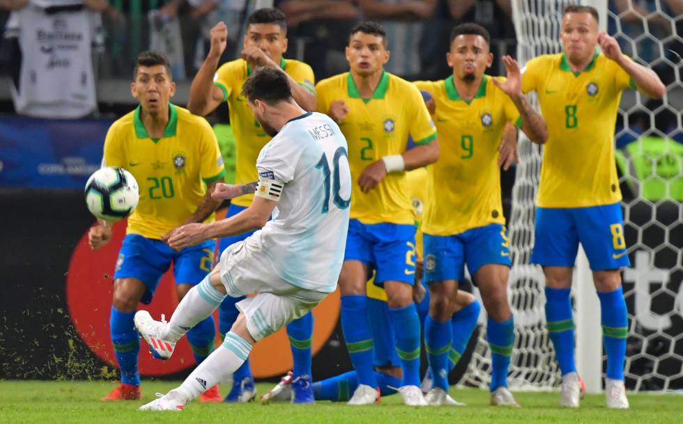 El astro argentino dijo que fueron más que Brasil. 