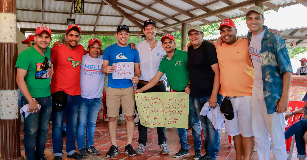 Jóvenes lideres de la Universidad del Magdalena apoyando al Mello