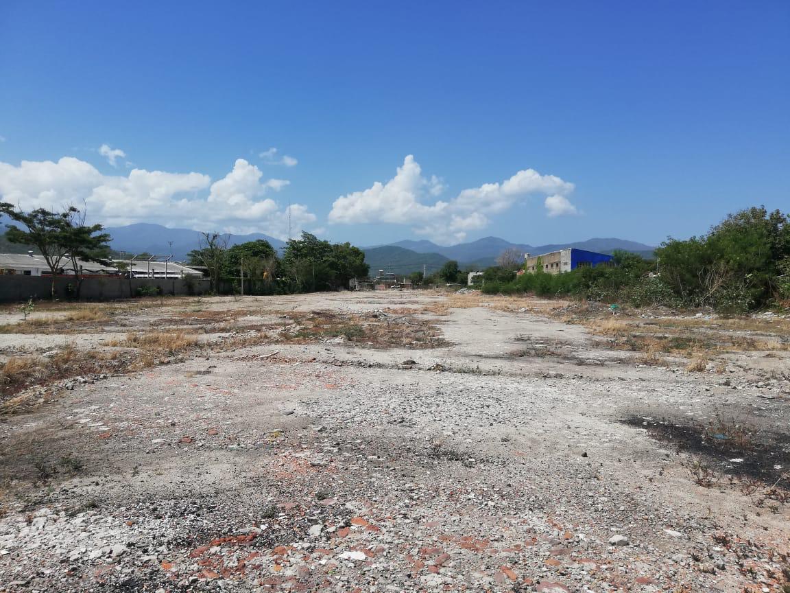 Terreno donde serán concentrados los buses del SETP.