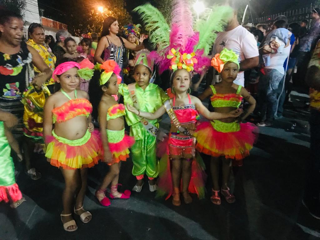 La Reina ha participado en varios desfiles de este festejo carnavalero. 