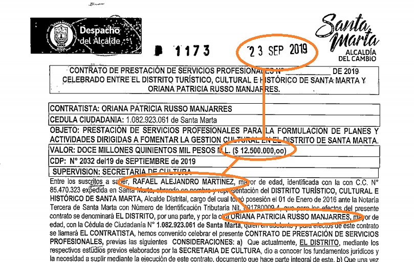 Este es el contrato que firmó Rafael Martínez, investigado por la megabiblioteca, con la hija del fiscal Russo.