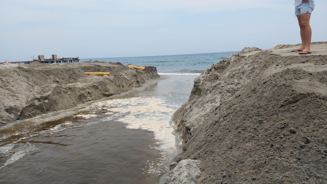 Apertura de la desembocadura del río.