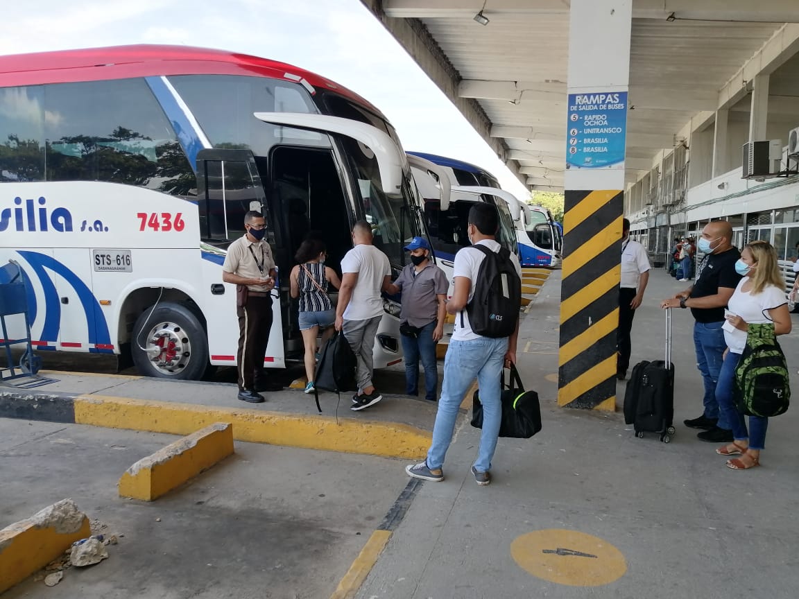 Movimiento de pasajeros en la Terminal.