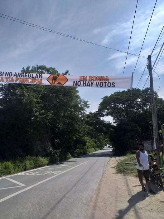 Residentes de Bonda esperan que los mandatarios políticos mejoren la vía de Bonda.