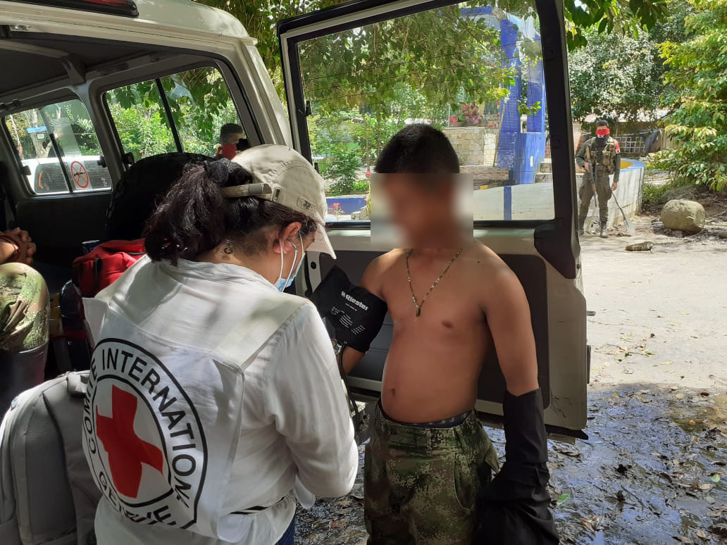 Los militares fueron valorados por la Cruz Roja Internacional.