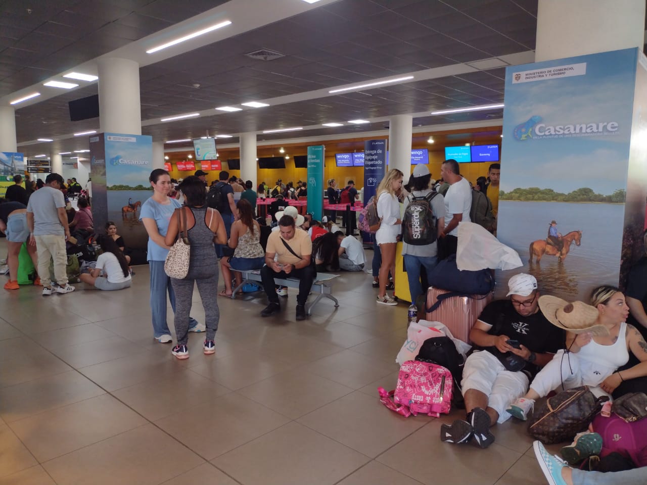 Panorama de este martes en el aeropuerto de Santa Marta.