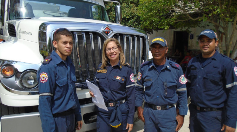 La comandante Lourdes Peña informó de la delicada situación que afronta el Cuerpo de Bomberos.