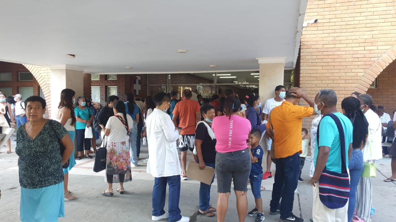 Se presume que la conflagración inició en las bodegas de almacenamiento.