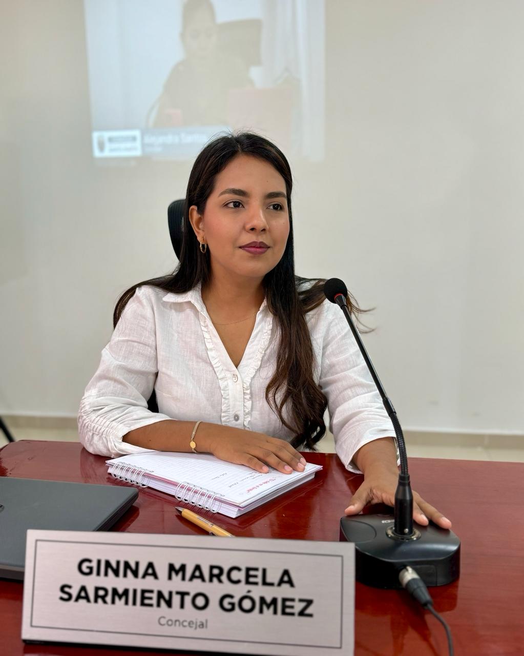 La concejal Ginna Sarmiento exigió conocer el estado de los proyectos en pro de la mujer