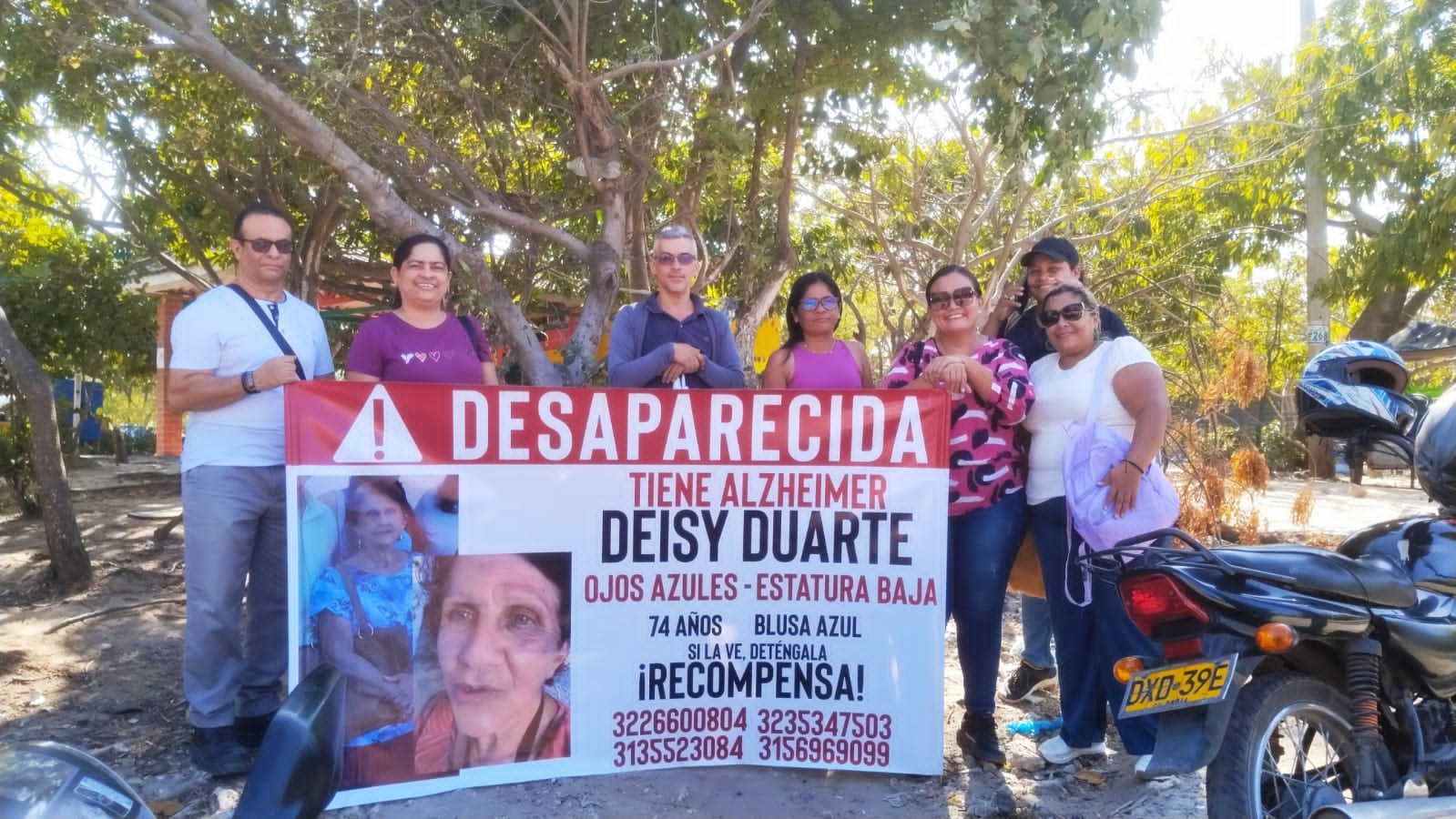 Con pancartas Deisy Denise Duarte es buscada en Barranquilla.