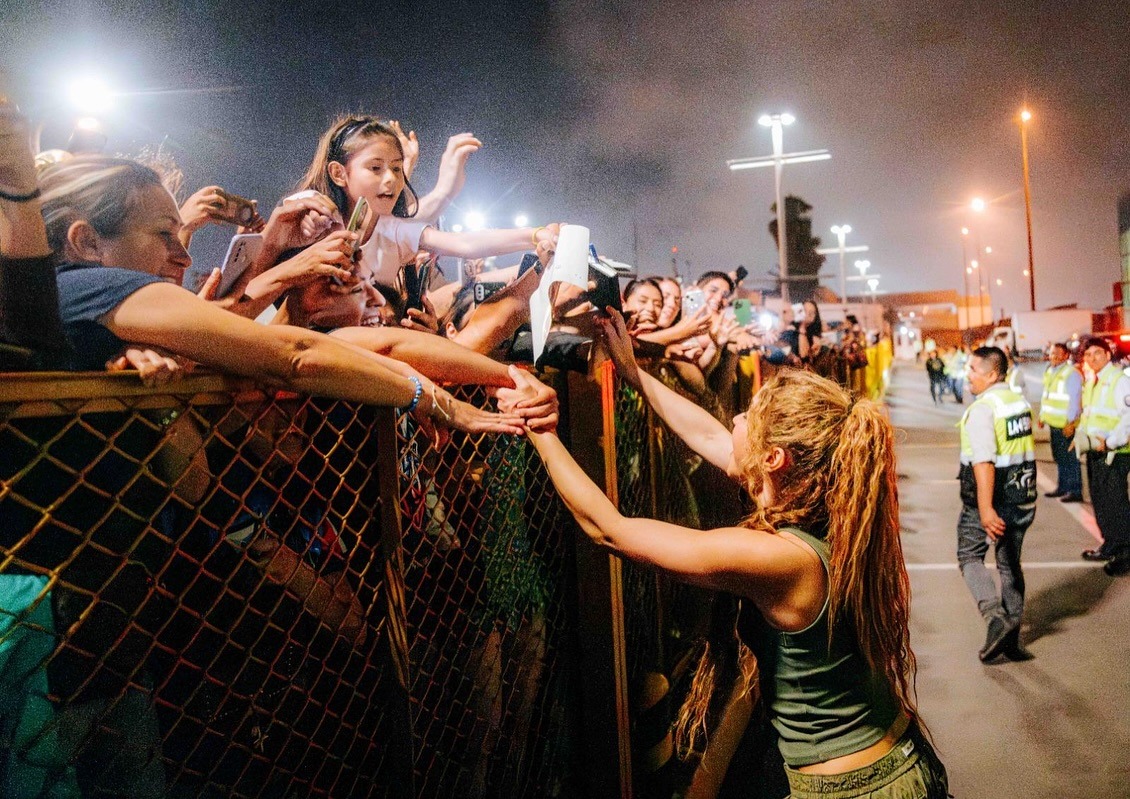 Grata bienvenida para Shakira en Perú.