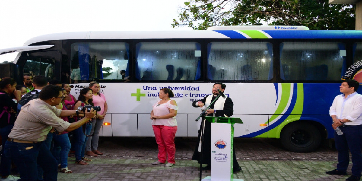 Universidad del Magdalena Buses de Unimagdalena