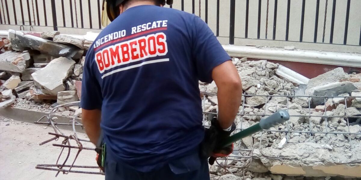 Cuerpo de Bomberos atendió la emergencia. 