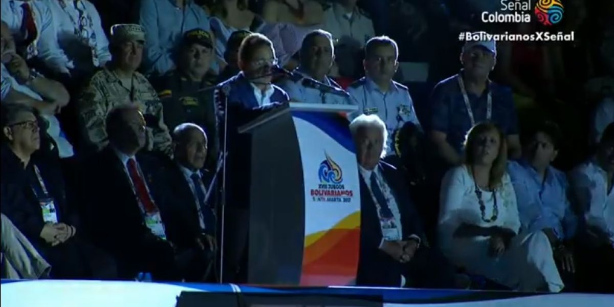 Rafael Martínez, durante su discurso en la inauguración de los Juegos Bolivarianos.