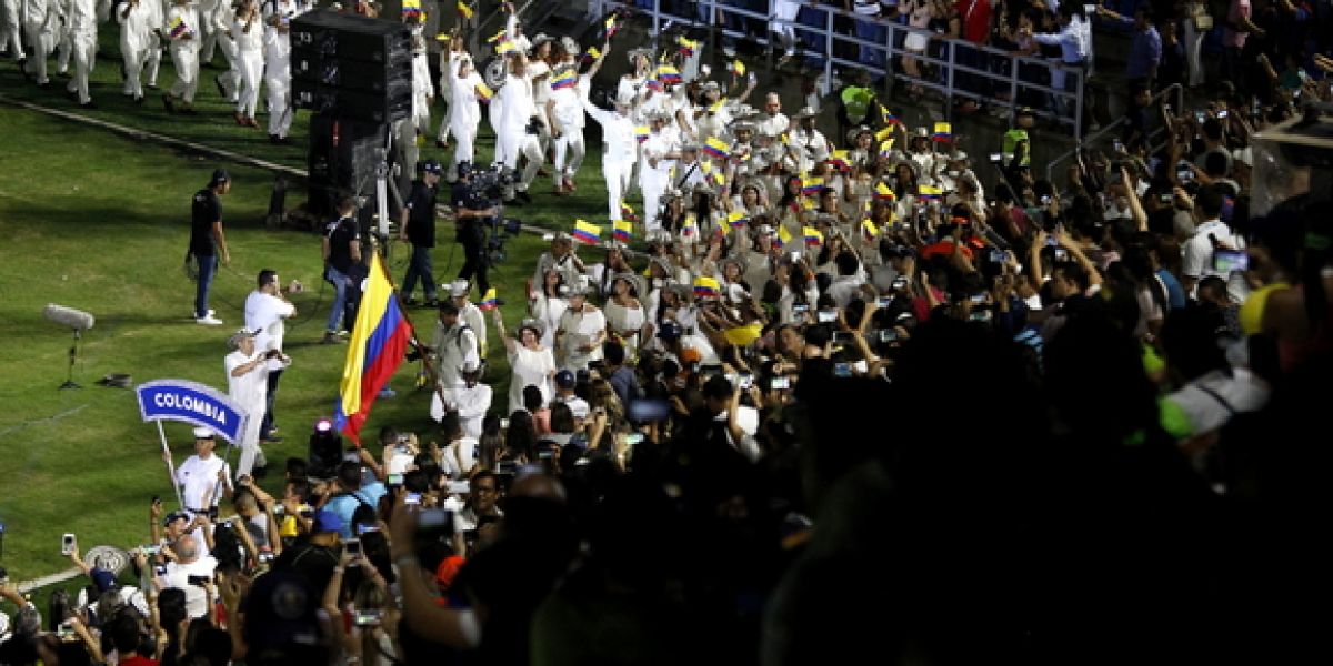 Delegación colombiana, durante el desfile de inauguración de los Bolivarianos.